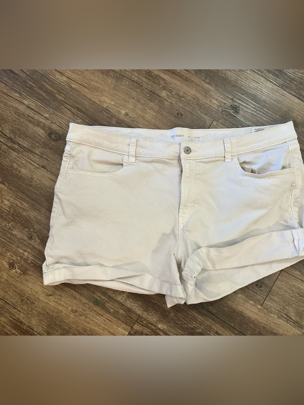 Old Navy White Cotton Blend Women's Casual Shorts 18 a